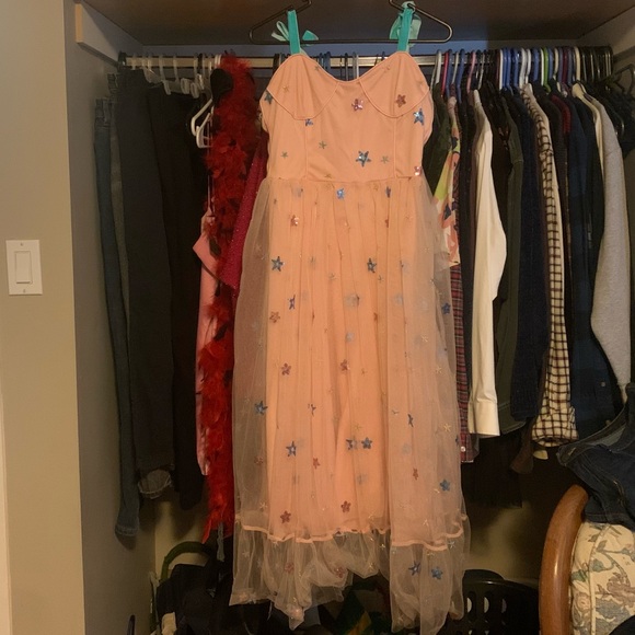 princess dress - Picture 2 of 8